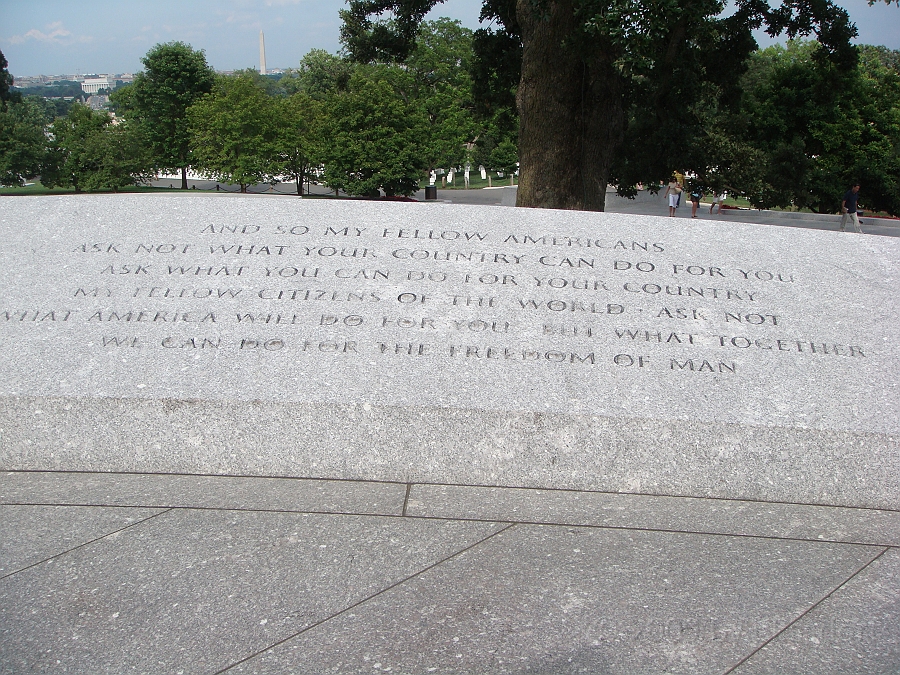 Washington DC [2009 July 02] 014.JPG - Scenes from Arlington National Cemetery.